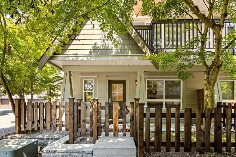 43 7155 189 STREET - photo 4 of 16