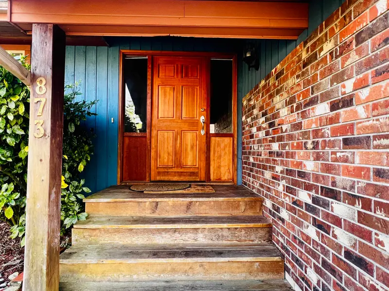 873 POPLAR LANE - photo 4 of 25