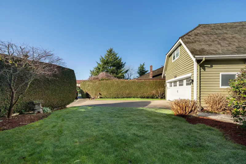 6811 JUNIPER DRIVE - photo 3 of 25