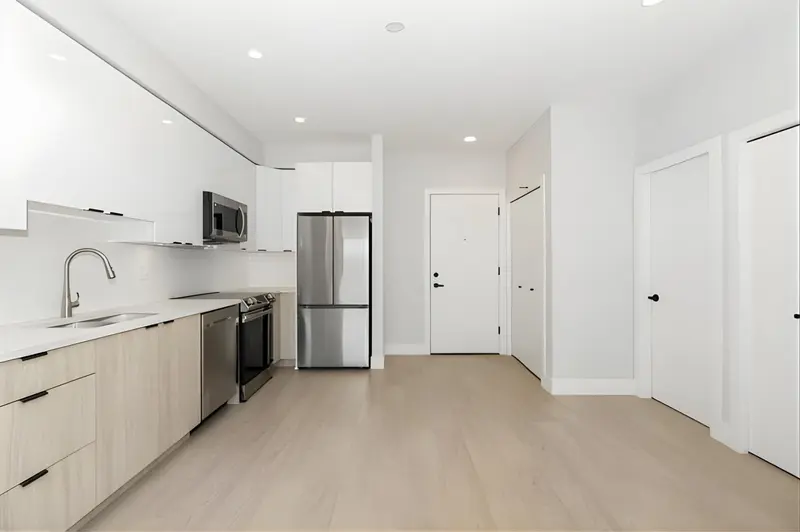 409 19825 54 AVENUE - photo 4 of 20