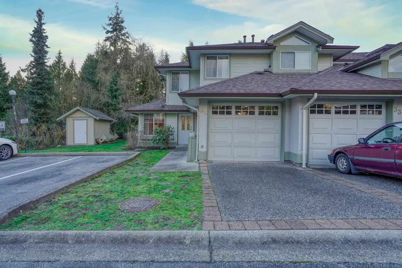 32 22740 116 AVENUE - photo 2 of 25