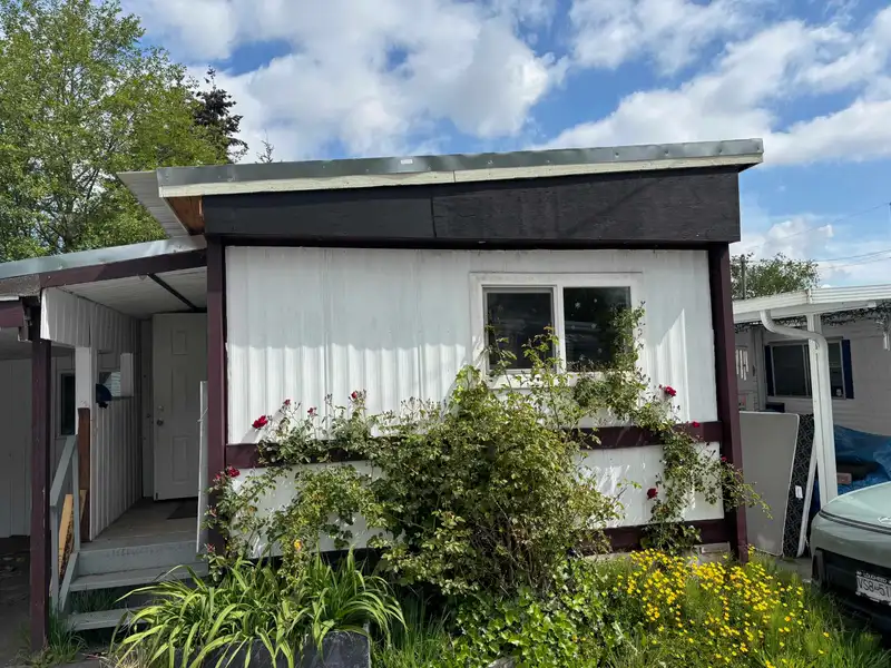 30 9132 120 STREET - photo 1 of 6
