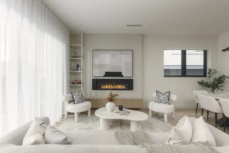 1 58 E 40TH AVENUE - photo 3 of 23