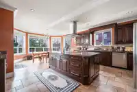 8438 171A STREET - thumbnail 5