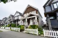 7289 194A STREET - thumbnail 2