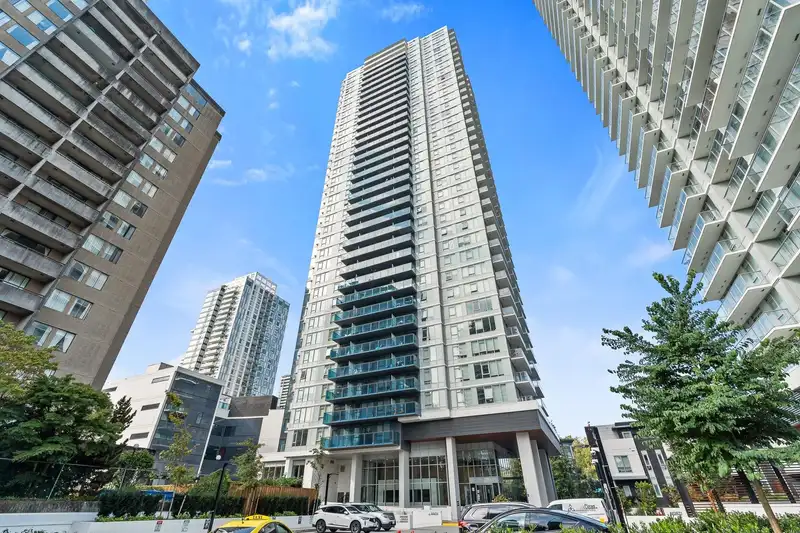 2508 10448 UNIVERSITY DRIVE - photo 2 of 23