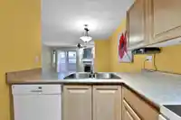 211 5955 177B STREET - thumbnail 17