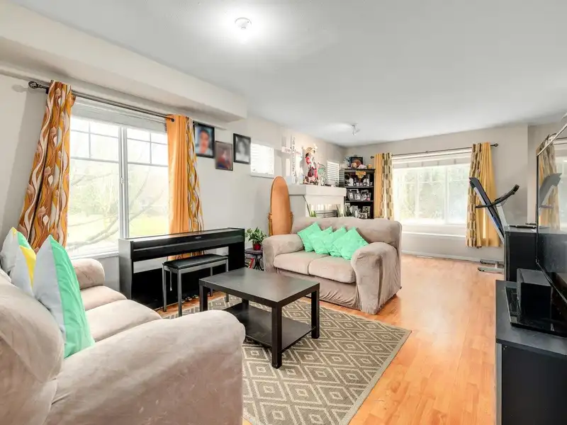 96 12110 75A AVENUE - photo 3 of 26