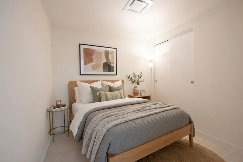 1008 5580 NO. 3 ROAD - photo 2 of 21