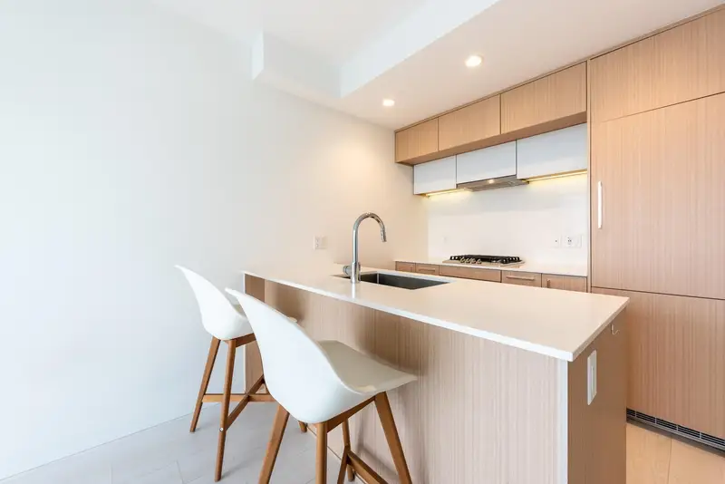 1008 5580 NO. 3 ROAD - photo 3 of 21