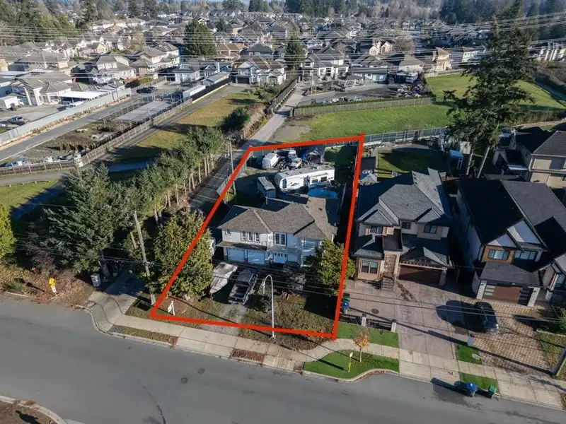 6084 126 STREET - photo 1 of 1