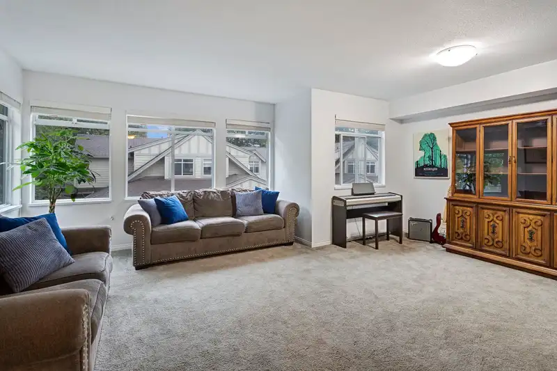 42 10238 155A STREET - photo 2 of 26