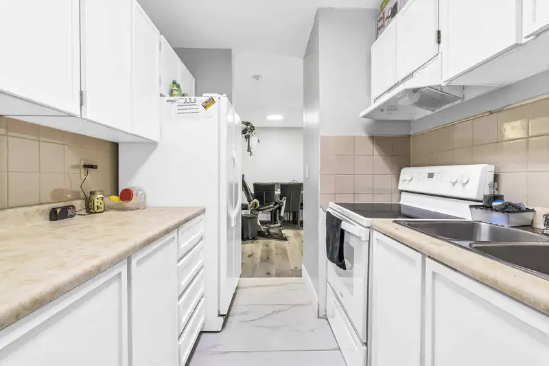 102 7155 134 STREET - photo 1 of 32