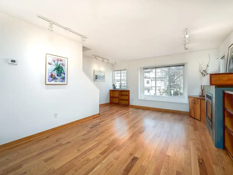 73 12110 75A AVENUE - photo 1 of 25