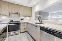 21 14057 60A AVENUE - thumbnail 12