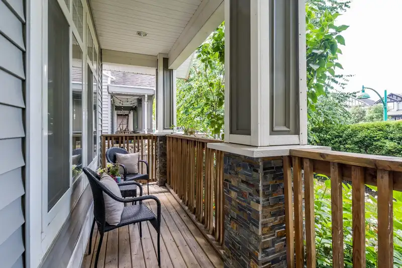 6860 192 STREET - photo 3 of 37