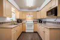9257 132 STREET - thumbnail 23