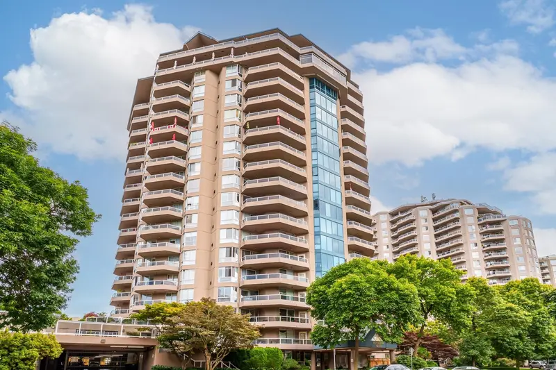 502 1235 QUAYSIDE DRIVE - photo 1 of 25