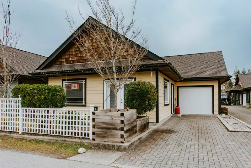 766 GERUSSI LANE - photo 1 of 19