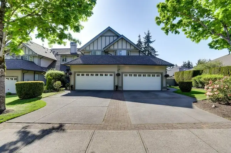 5835 122 STREET - photo 1 of 37