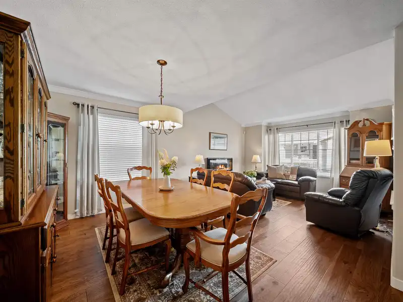 34 6885 184 STREET - photo 4 of 25