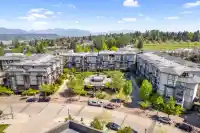 142 10838 CITY PARKWAY - thumbnail 1
