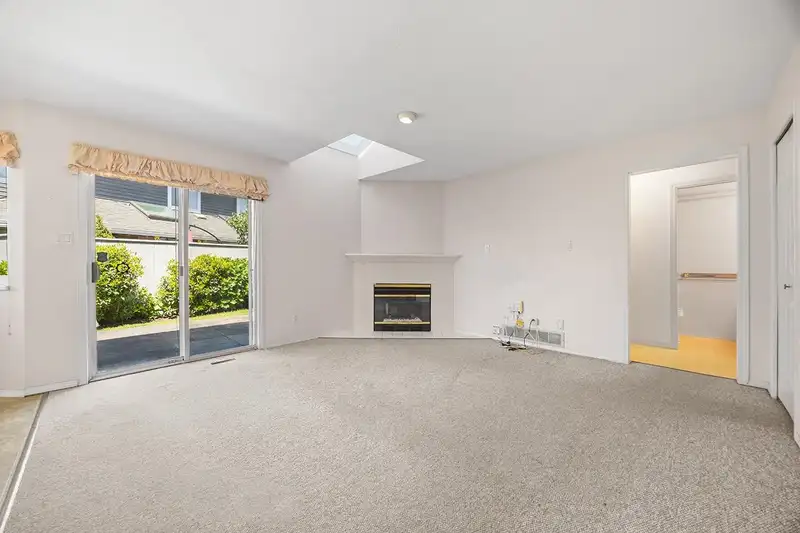 6129 W BOUNDARY DRIVE - photo 3 of 21