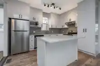 14886 56A AVENUE - thumbnail 11