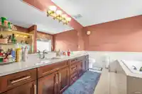 9092 141B STREET - thumbnail 19