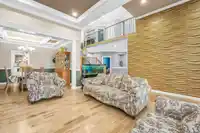 9092 141B STREET - thumbnail 4