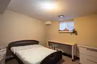 9092 141B STREET - thumbnail 32