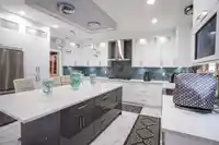 9092 141B STREET - thumbnail 8