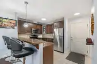 315 8084 120A STREET - thumbnail 6