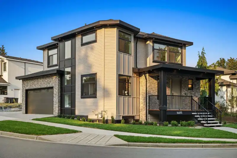 16615 102 AVENUE - photo 1 of 40