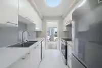 1002 9830 WHALLEY BOULEVARD - thumbnail 16