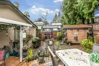 8037 139A STREET - thumbnail 16