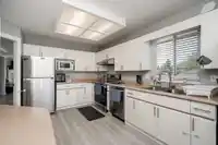 213 16031 82 AVENUE - thumbnail 13