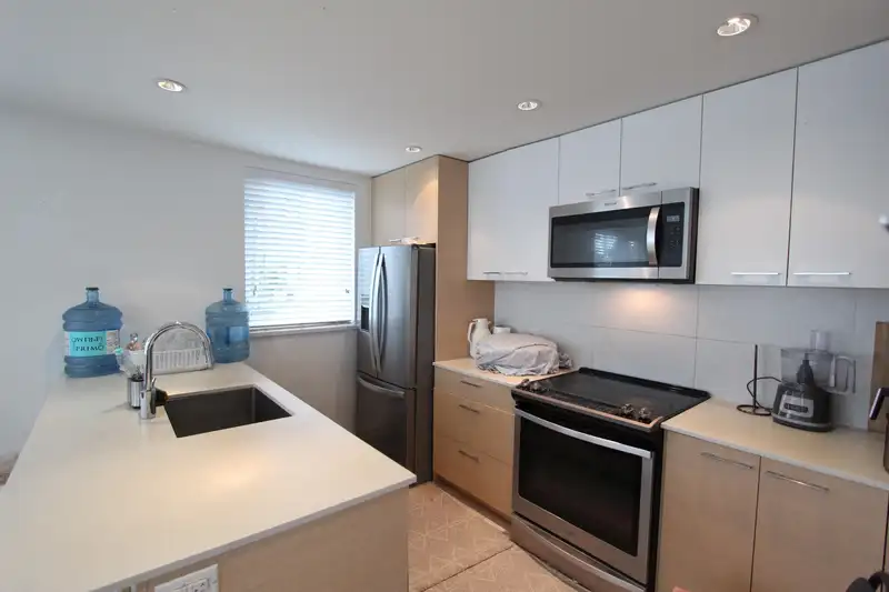 TH1 13963 105 BOULEVARD - photo 3 of 12