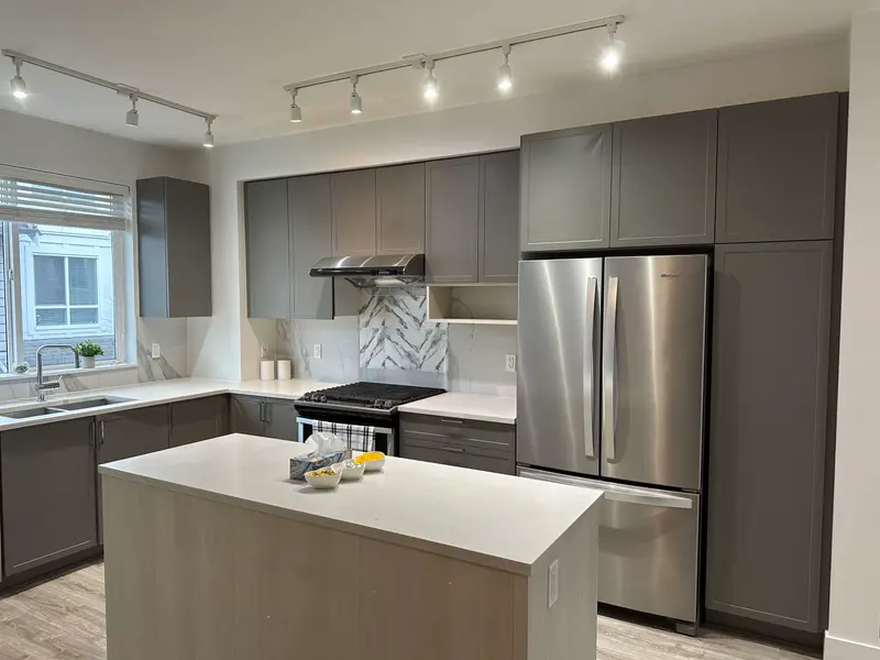 111 9718 161A STREET - photo 2 of 11