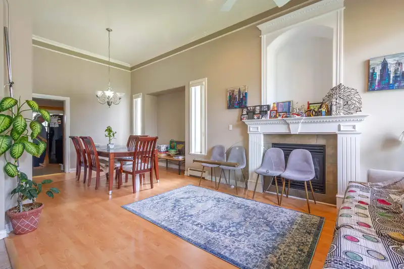 16286 80A AVENUE - photo 3 of 40
