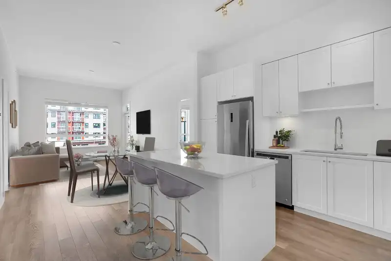 413 13628 81A AVENUE - photo 3 of 13