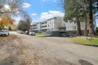 321 9635 121 STREET - thumbnail 4