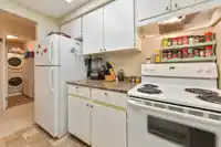 321 9635 121 STREET - thumbnail 5