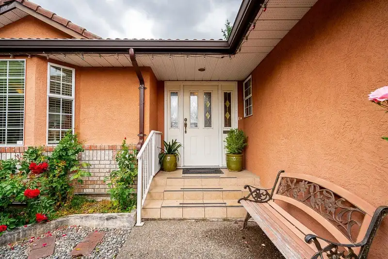 16269 108 AVENUE - photo 3 of 30