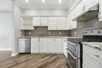 102 8139 121A STREET - thumbnail 12