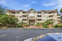 102 8139 121A STREET - thumbnail 3