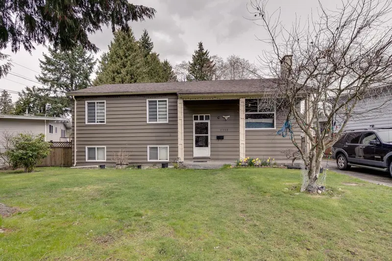 10969 86A AVENUE - photo 2 of 25