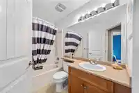 7044 179A STREET - thumbnail 19