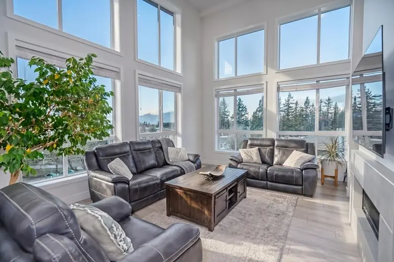 602 45500 MARKET WAY - photo 3 of 25