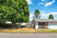14742 106A AVENUE - thumbnail 2